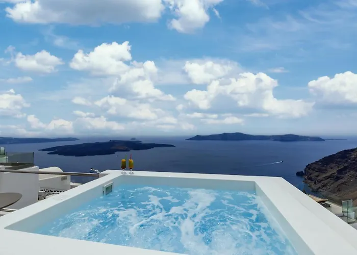 Santorini View - Caldera * 菲罗斯特法尼